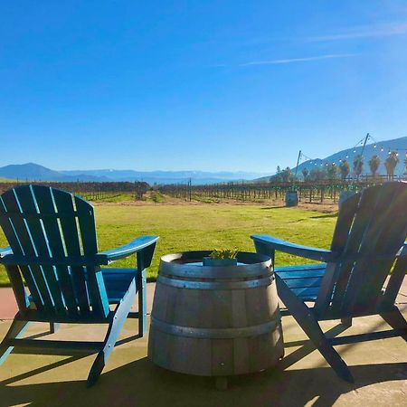 Sequoia View Vineyard Bed & Breakfast Sanger Exterior foto